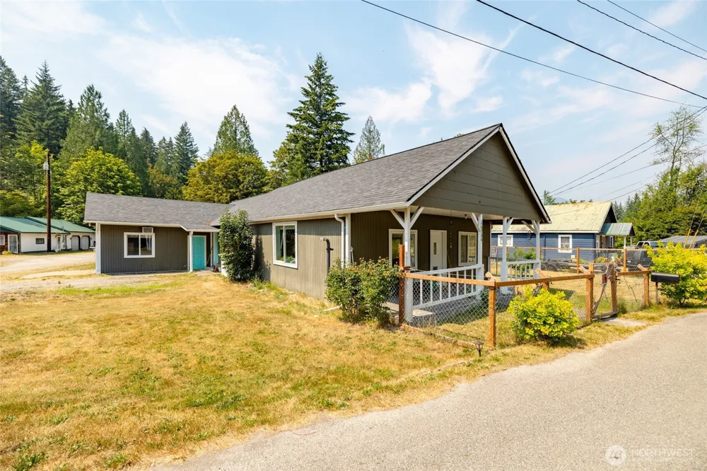 26706 469th Avenue NE Darrington, WA 98241