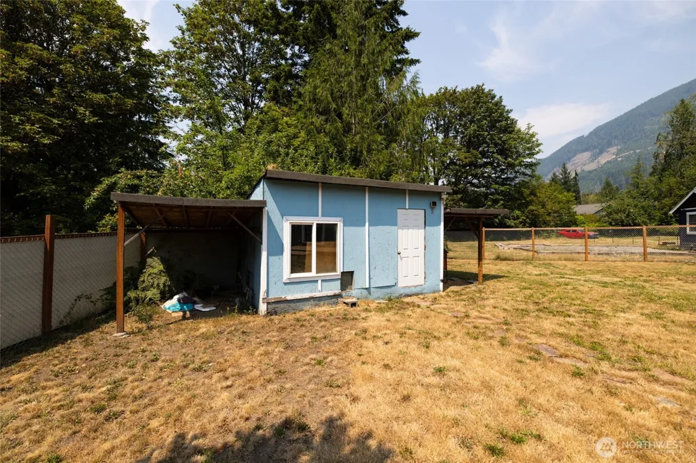 26706 469th Avenue NE Darrington, WA 98241