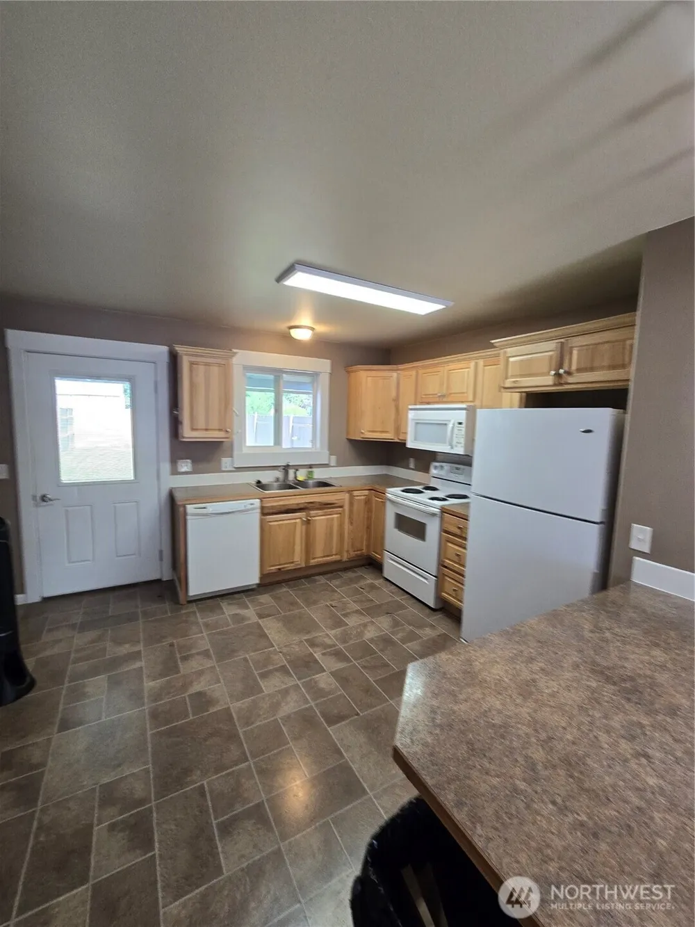 1402 Juniper Street Oroville, WA 98844