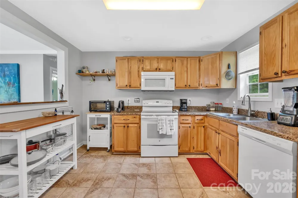 1095 E Prince Road Landrum, SC 29356