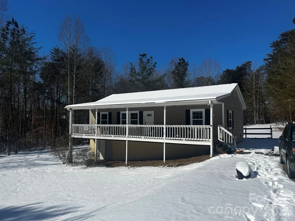 1095 E Prince Road Landrum, SC 29356