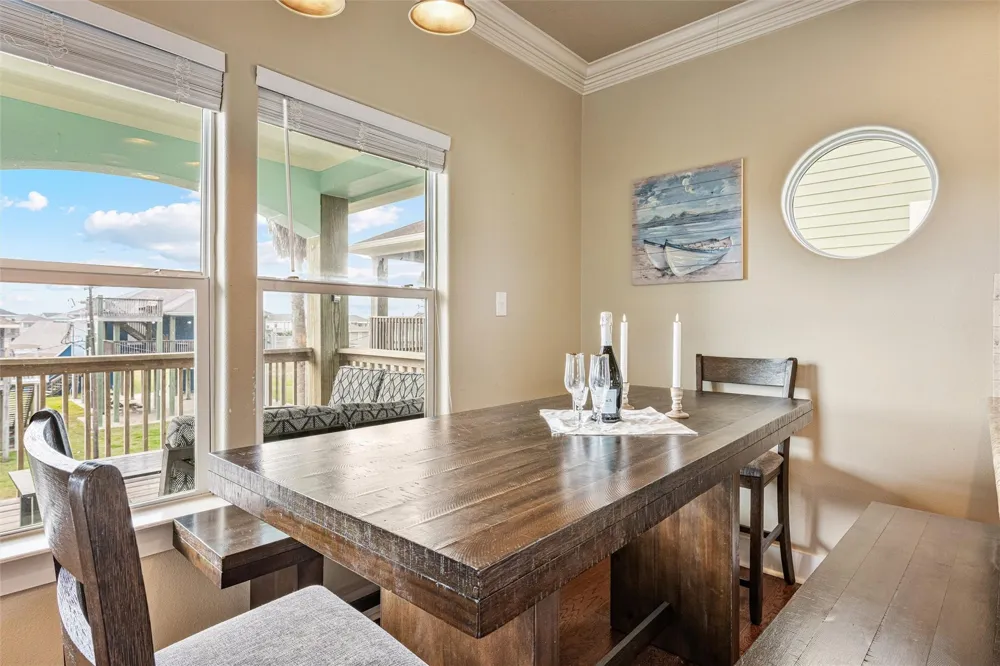 972 S Redfish Crystal Beach, TX 77650