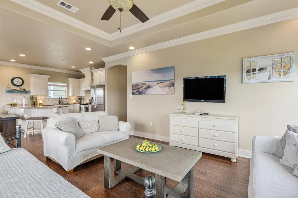 972 S Redfish Crystal Beach, TX 77650