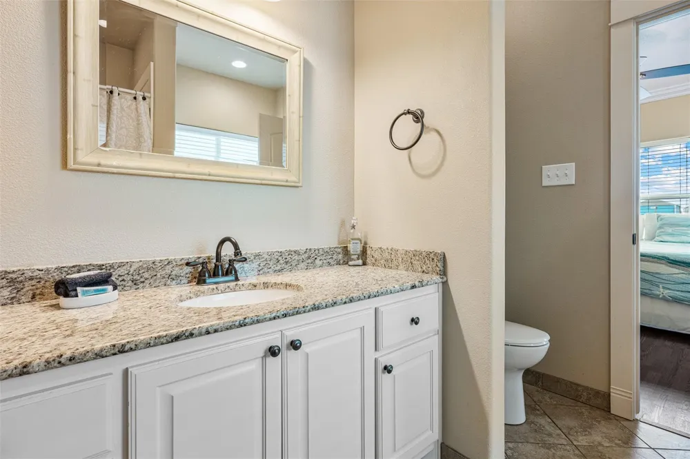 972 S Redfish Crystal Beach, TX 77650