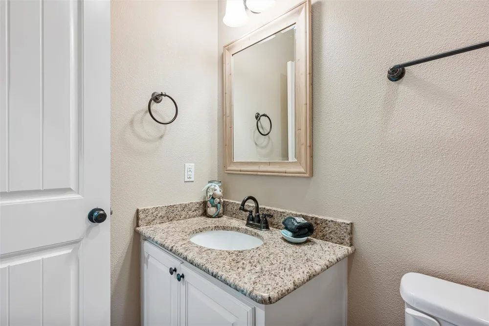 972 S Redfish Crystal Beach, TX 77650