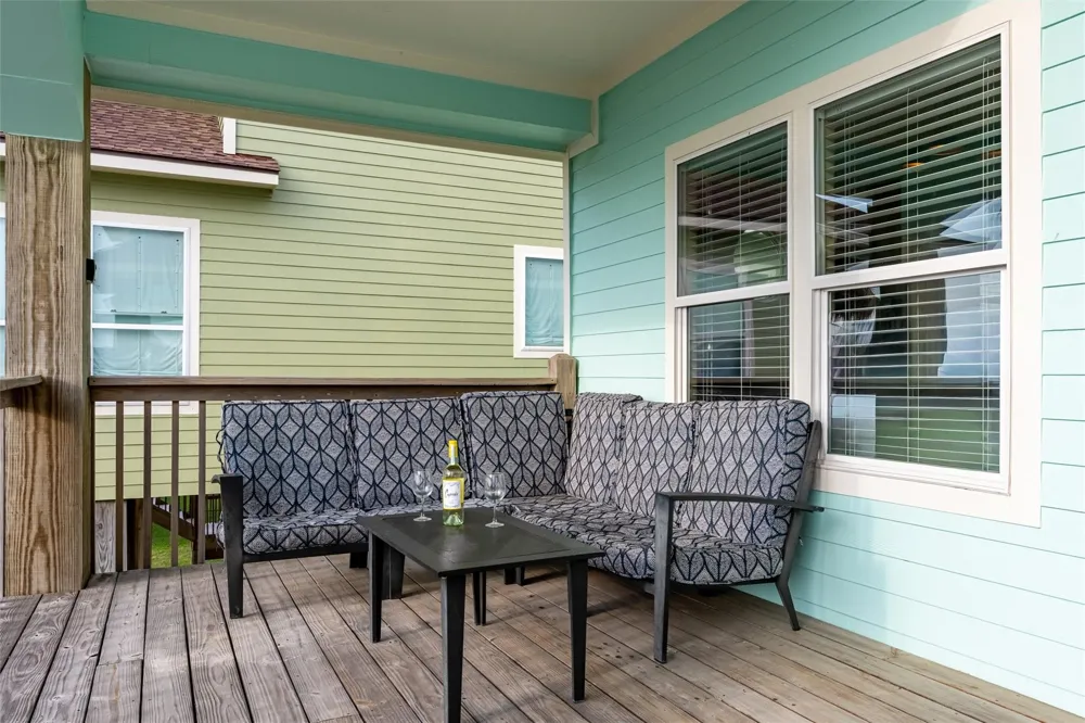 972 S Redfish Crystal Beach, TX 77650