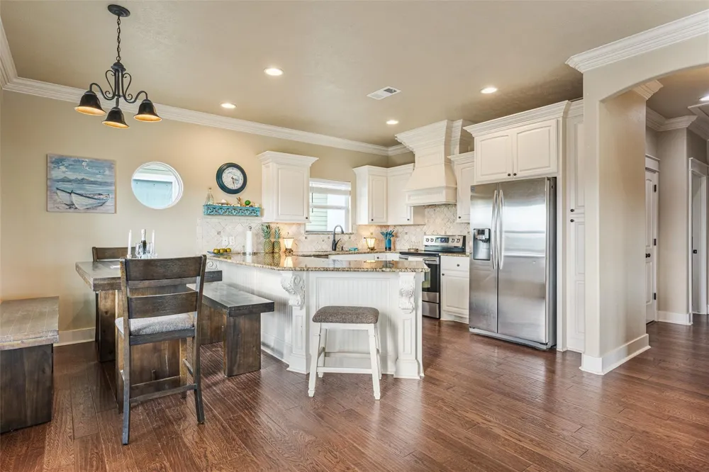 972 S Redfish Crystal Beach, TX 77650