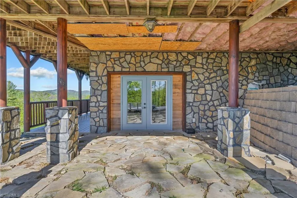 5939 Big Laurel Road Creston, NC 28615