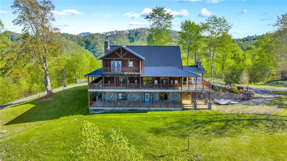 5939 Big Laurel Road Creston, NC 28615