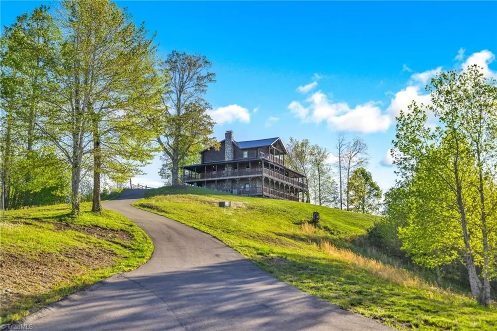 5939 Big Laurel Road Creston, NC 28615