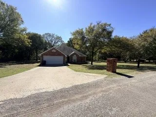 5109 Valley View Durant, OK 74701