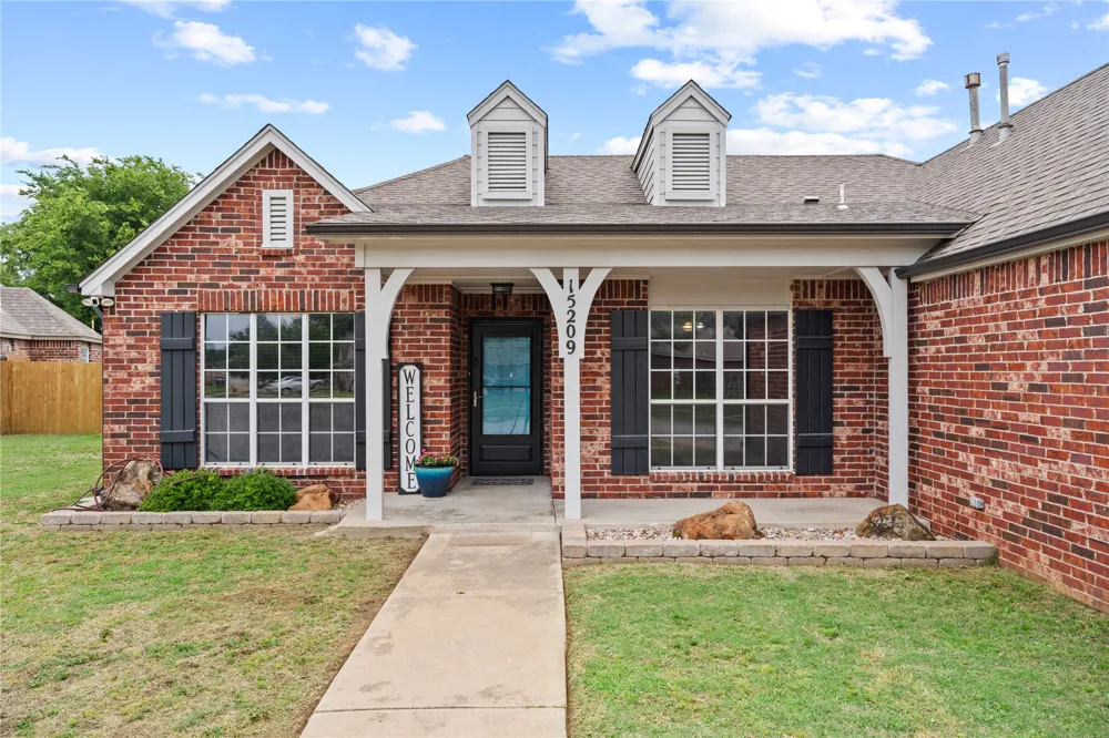 15209 E 90th Place Owasso, OK 74055