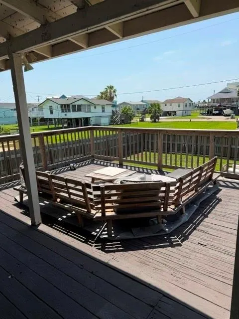 16535 Jamaica Inn Road Jamaica Beach, TX 77554