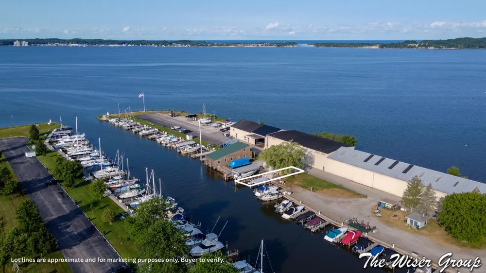 332 Cihak Street Muskegon, MI 49445