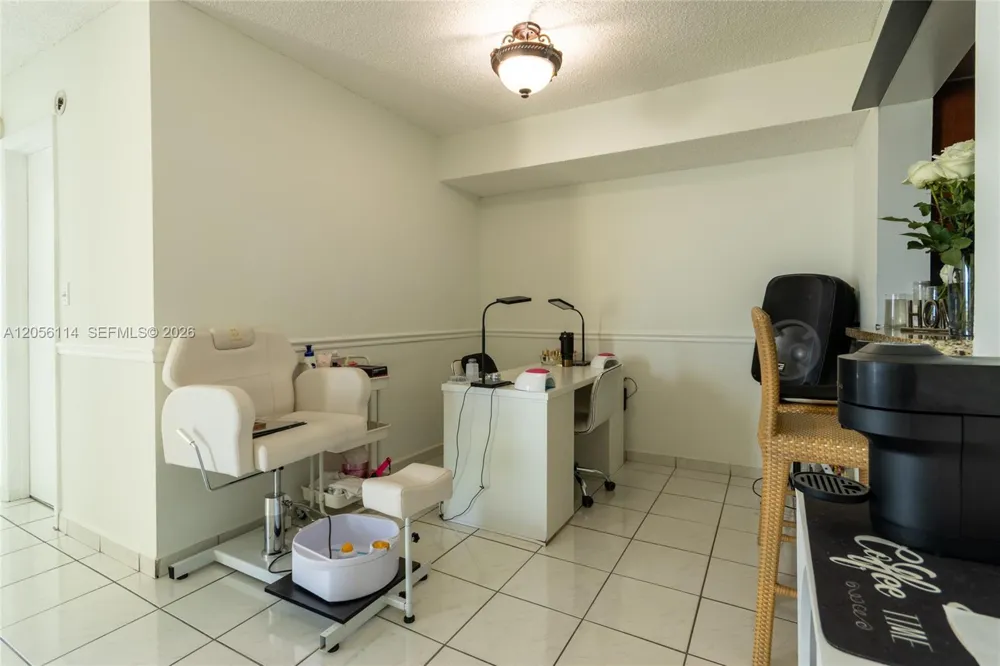 2055 SW 122nd Ave #406 Miami, FL 33175