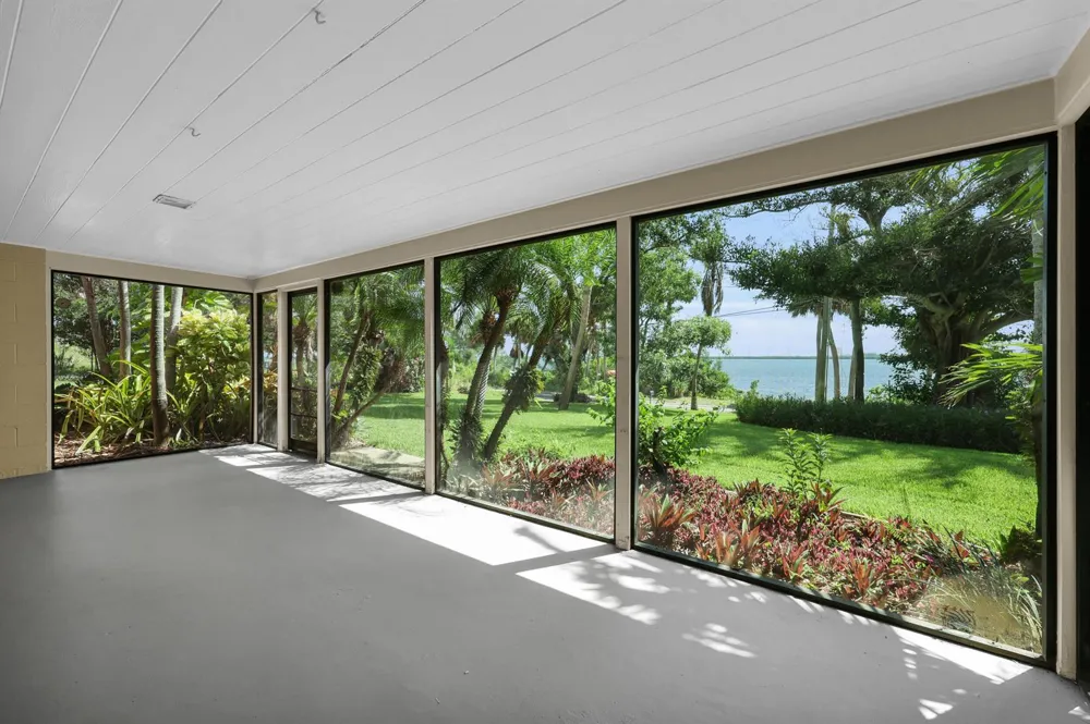 8609 S Indian River Drive Fort Pierce, FL 34982