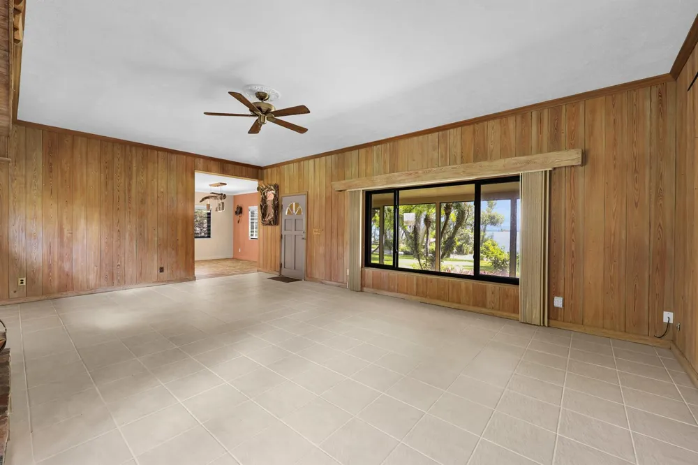 8609 S Indian River Drive Fort Pierce, FL 34982