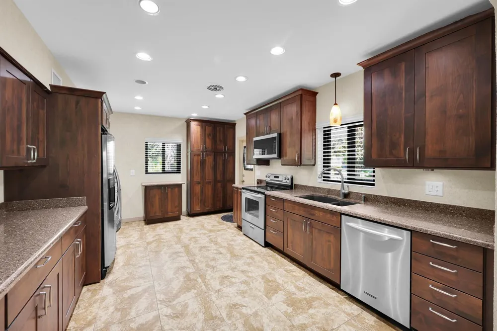 8609 S Indian River Drive Fort Pierce, FL 34982