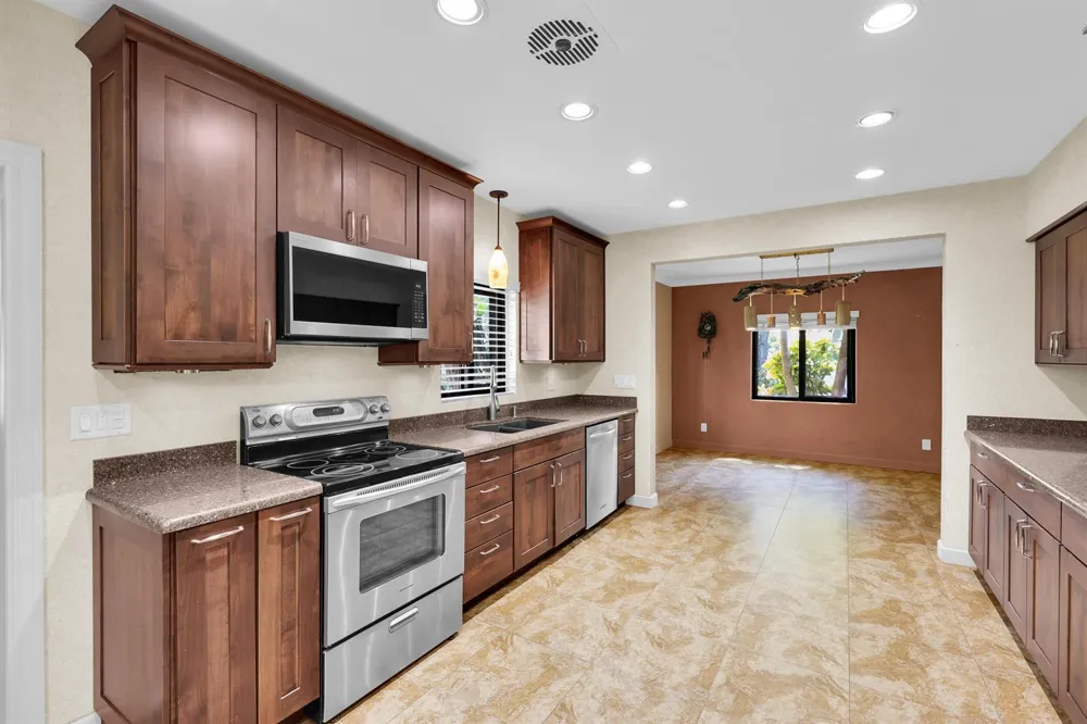 8609 S Indian River Drive Fort Pierce, FL 34982