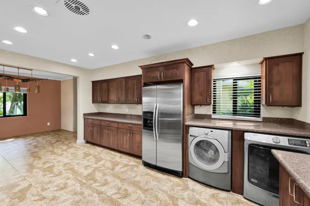 8609 S Indian River Drive Fort Pierce, FL 34982