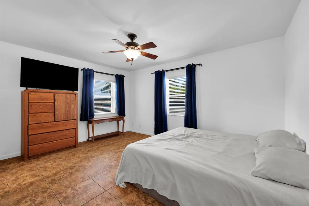 8609 S Indian River Drive Fort Pierce, FL 34982