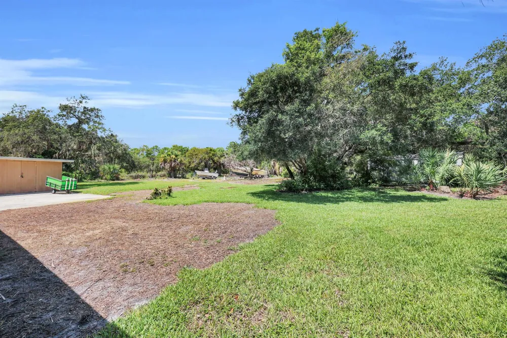 8609 S Indian River Drive Fort Pierce, FL 34982