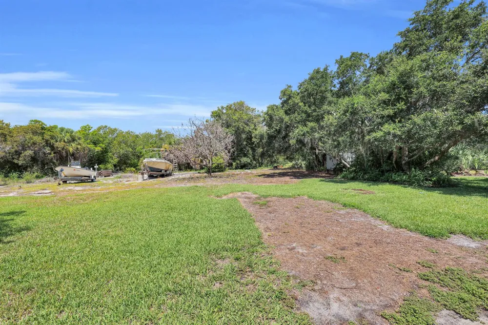 8609 S Indian River Drive Fort Pierce, FL 34982