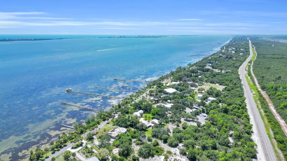 8609 S Indian River Drive Fort Pierce, FL 34982