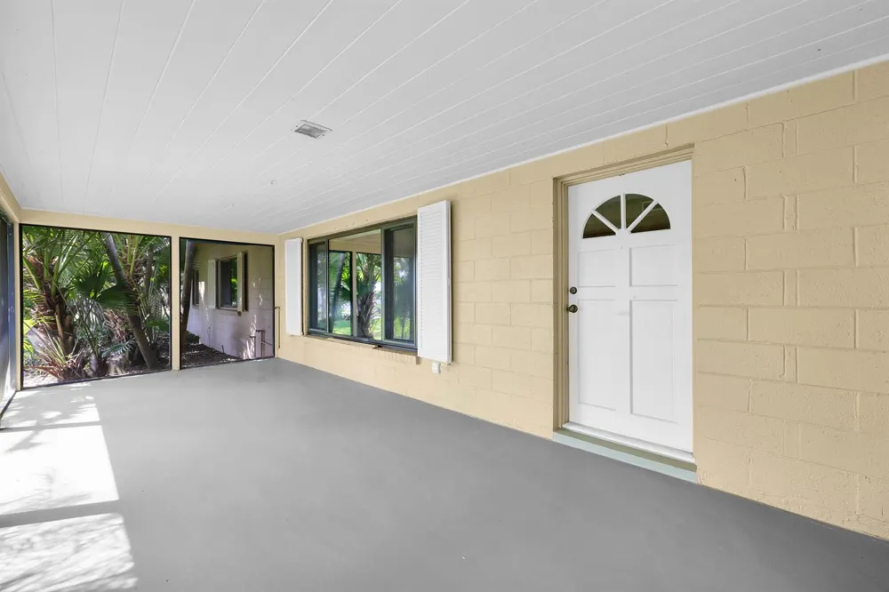 8609 S Indian River Drive Fort Pierce, FL 34982