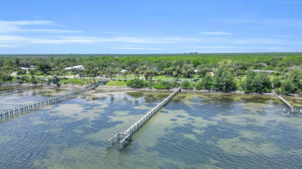 8609 S Indian River Drive Fort Pierce, FL 34982