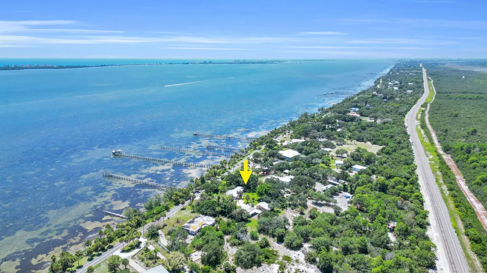8609 S Indian River Drive Fort Pierce, FL 34982