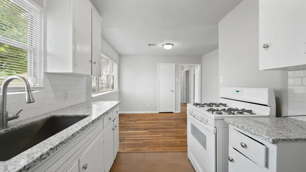 1213 Hector Avenue Pasadena, TX 77502