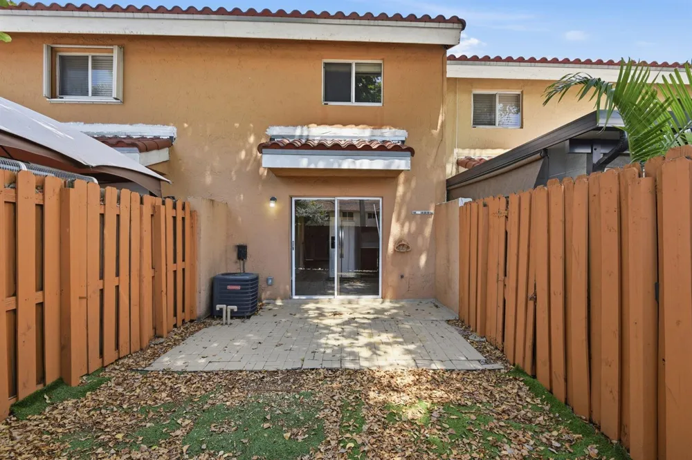 541 NW 82nd #377 Miami, FL 33126
