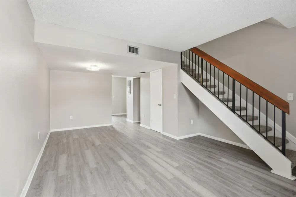 541 NW 82nd #377 Miami, FL 33126