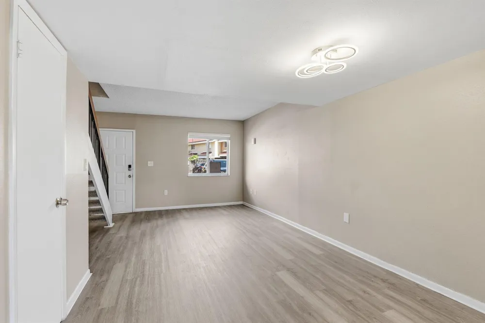 541 NW 82nd #377 Miami, FL 33126