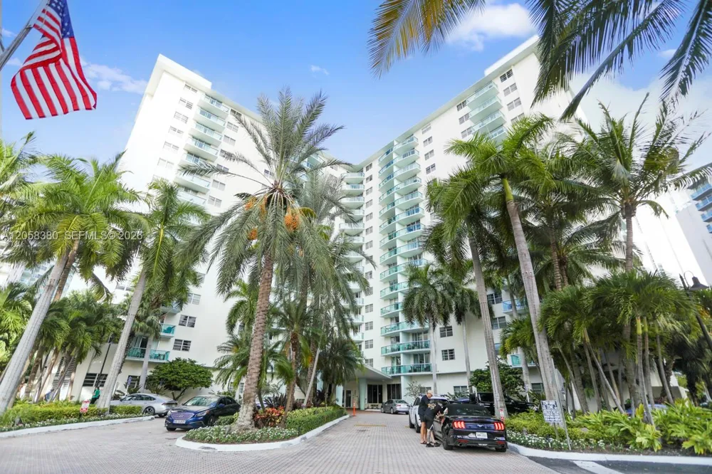 3801 S Ocean Dr #11S Hollywood, FL 33019