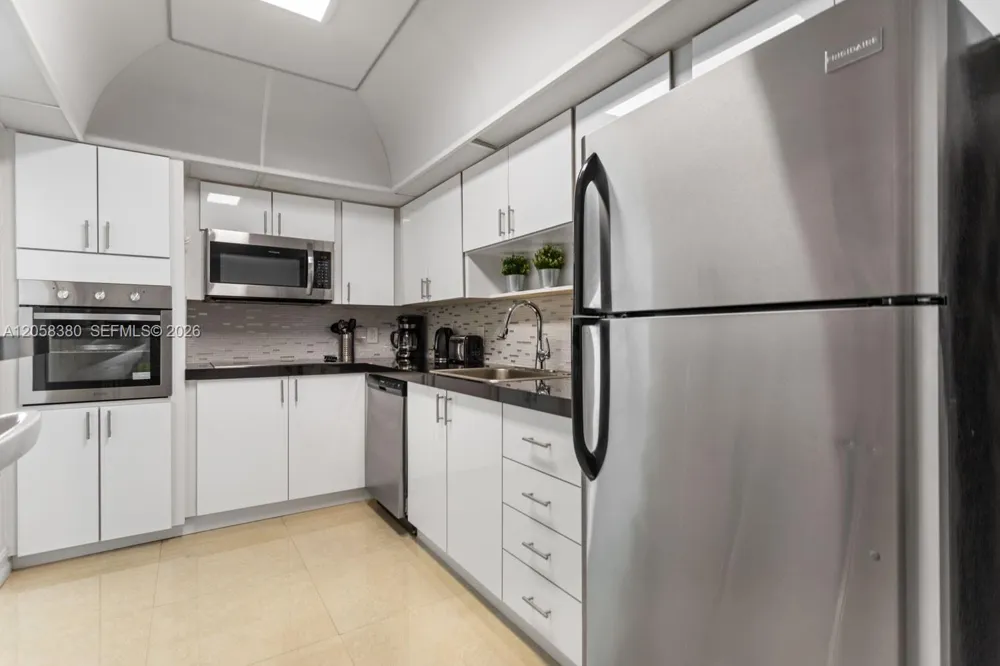 3801 S Ocean Dr #11S Hollywood, FL 33019