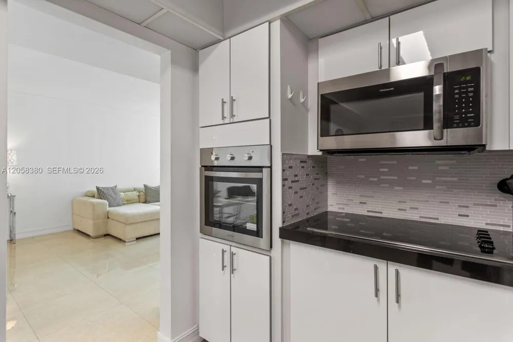 3801 S Ocean Dr #11S Hollywood, FL 33019