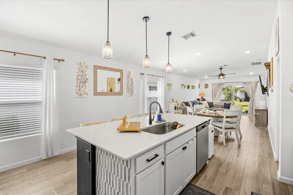 11202 NW FERNBROOK DRIVE Port St. Lucie, FL 34987
