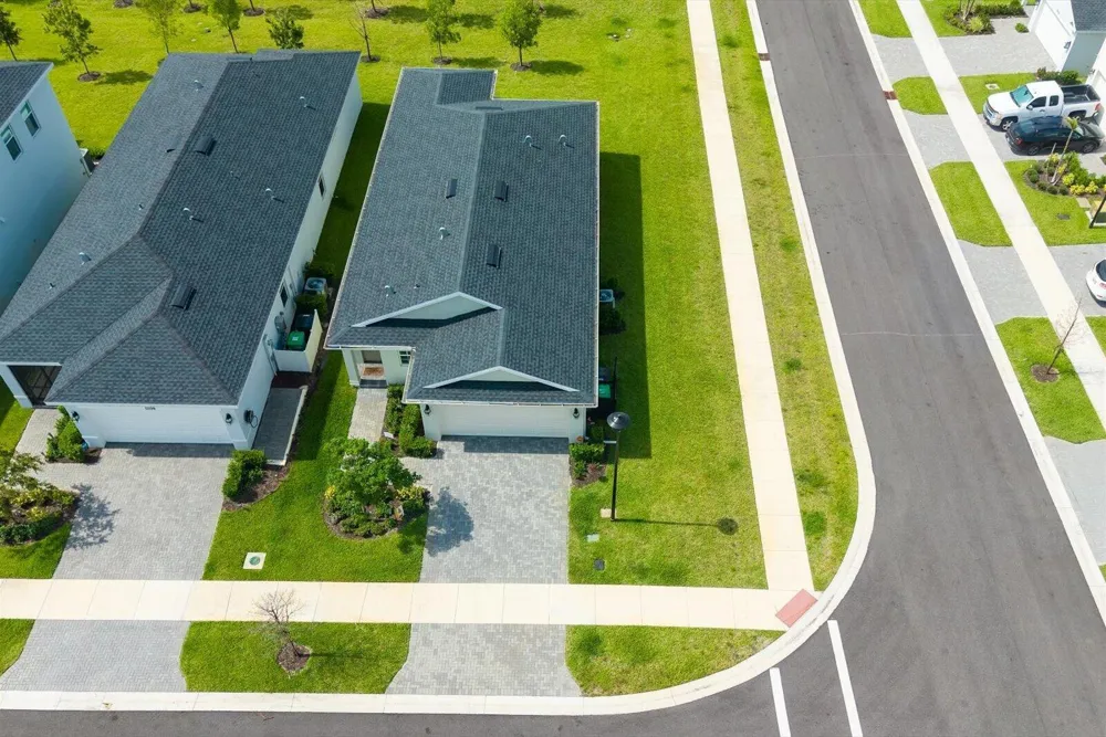 11202 NW FERNBROOK DRIVE Port St. Lucie, FL 34987