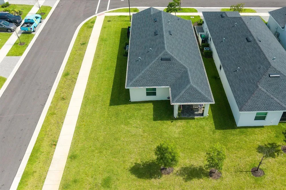 11202 NW FERNBROOK DRIVE Port St. Lucie, FL 34987