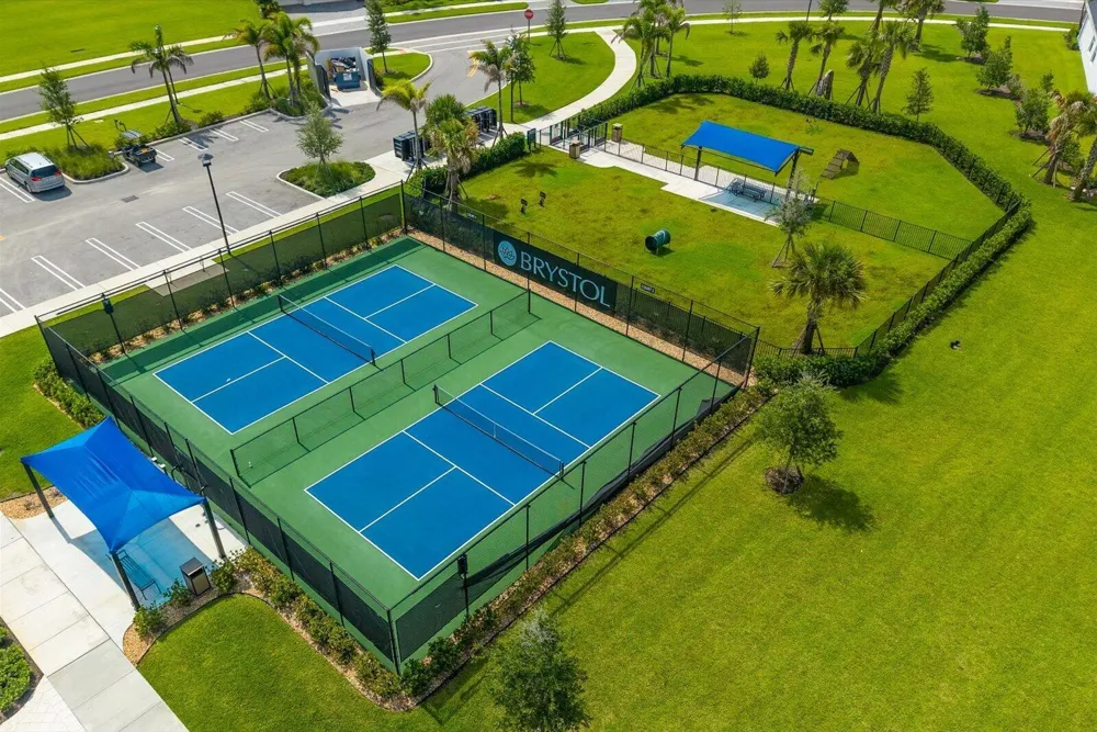 11202 NW FERNBROOK DRIVE Port St. Lucie, FL 34987