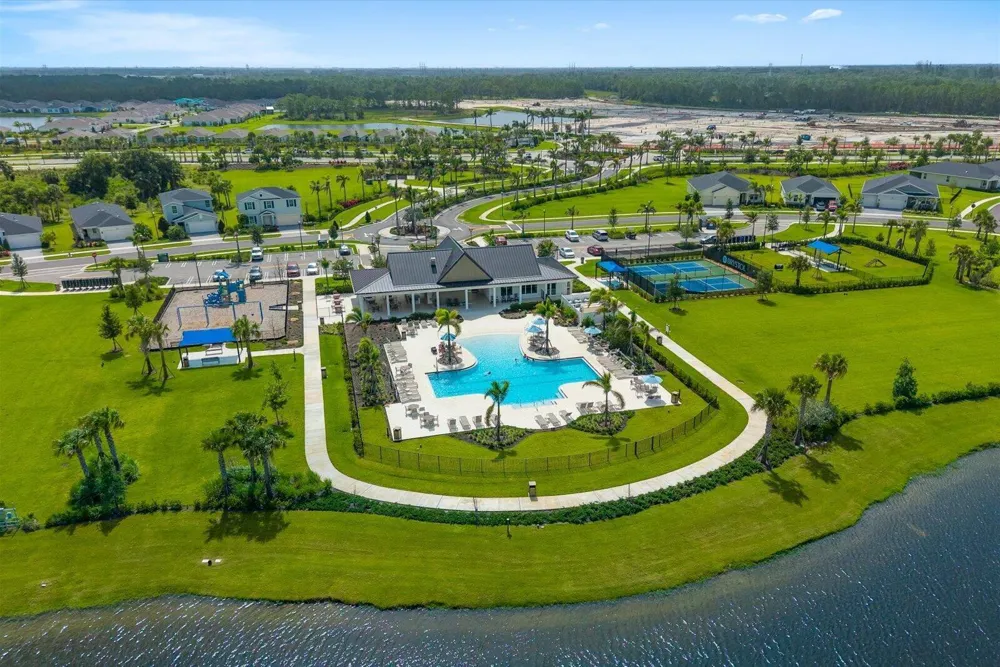11202 NW FERNBROOK DRIVE Port St. Lucie, FL 34987