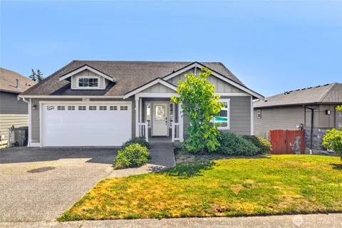 1477 W Gateway Heights Loop