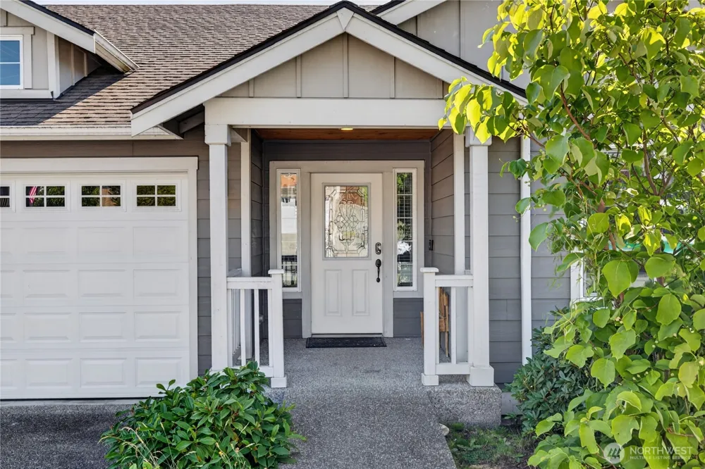1477 W Gateway Heights Loop Sedro Woolley, WA 98284