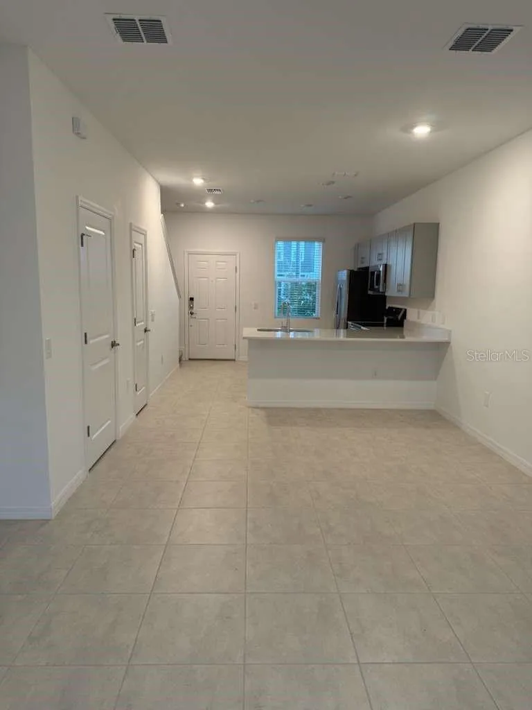 3184 SKYLINE LOOP Poinciana, FL 34758