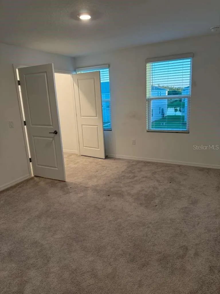 3184 SKYLINE LOOP Poinciana, FL 34758