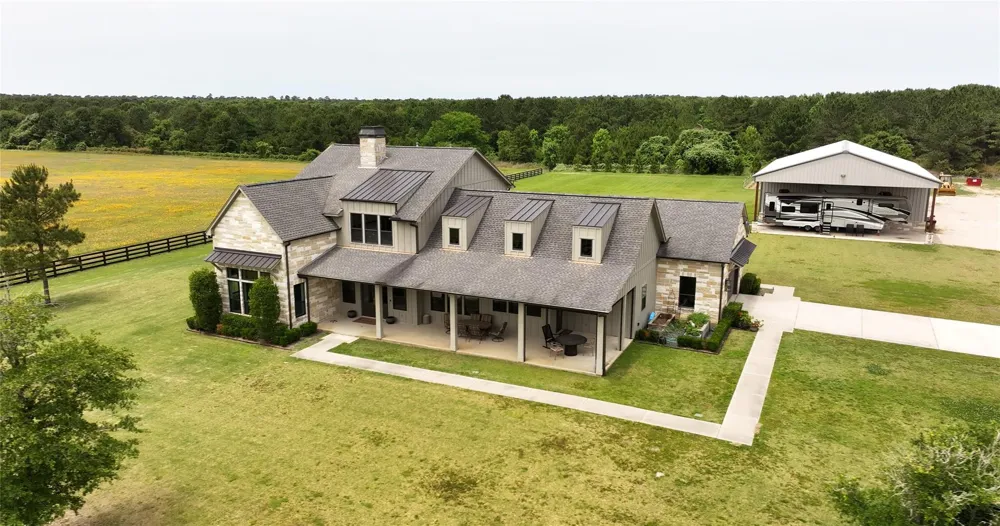 2835 Stapleton Magnolia, TX 77354