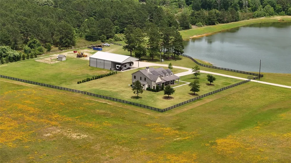 2835 Stapleton Magnolia, TX 77354