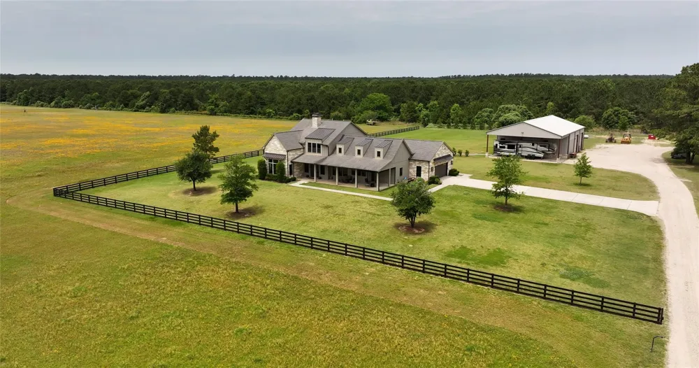 2835 Stapleton Magnolia, TX 77354